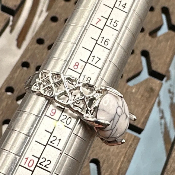 Howlite silver victorian gem ring/ patience and tenderness - Picture 3 of 10